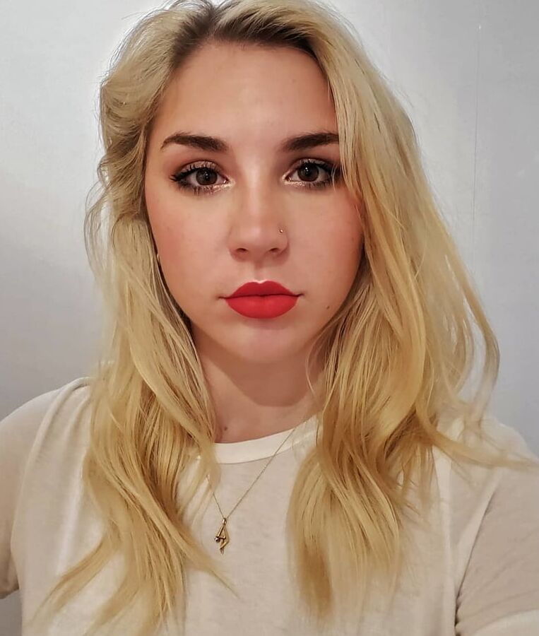 Mikhaila Peterson