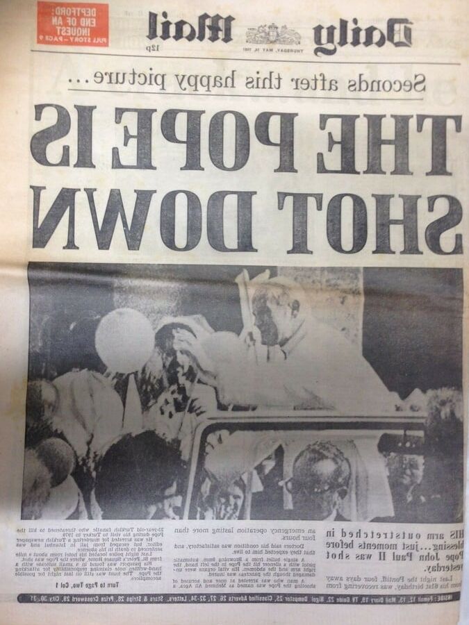 Vintage Headlines &amp; Tabloids