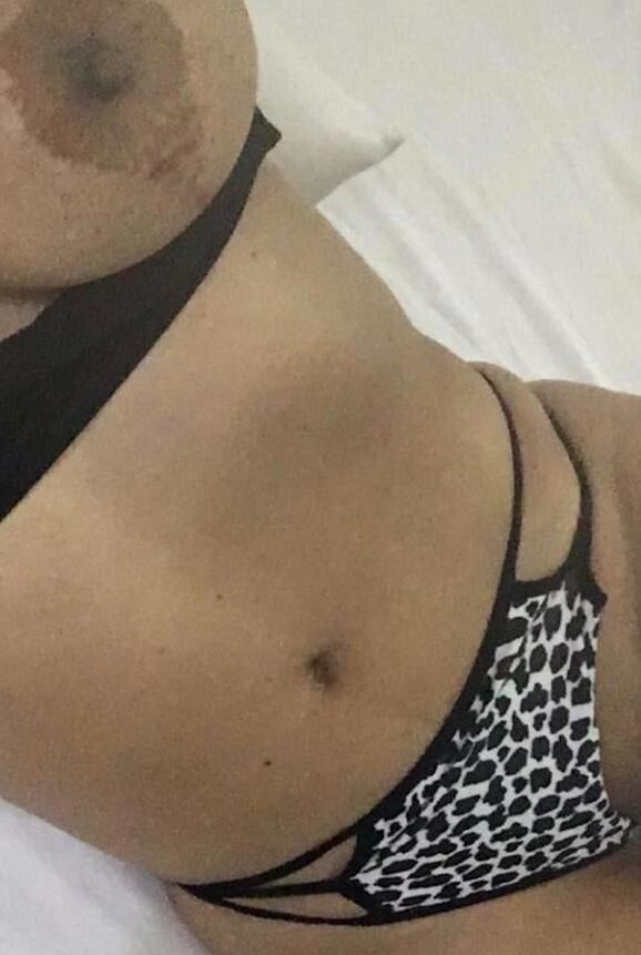 Hot Latina whore Kelly Cuesta