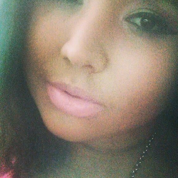 Pretty face chubby waist