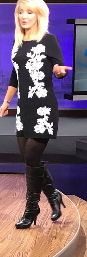 Female Celebrity Boots &amp; Leather - Liz Bonis