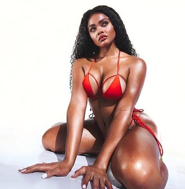 Caitlyn Mwenifumbo