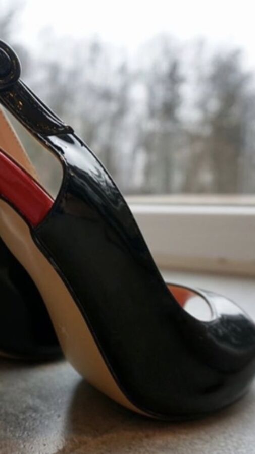 Pics of me wearing both of my new heels cuming very soon !