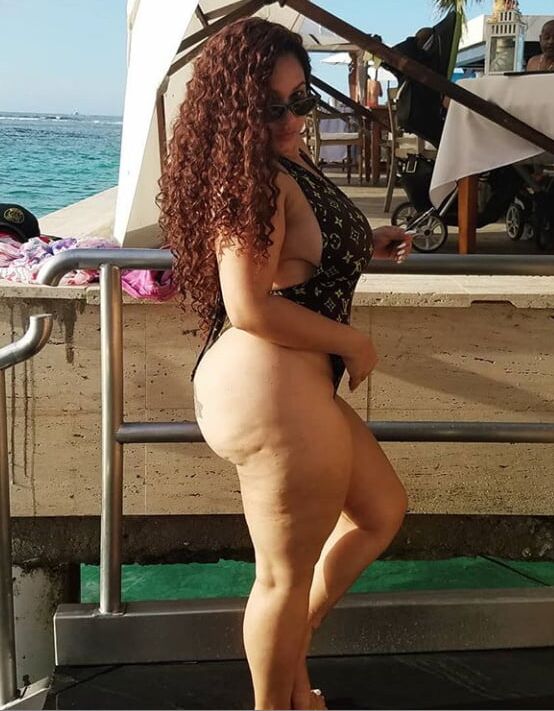 LA VERDADERA GITANA GITANE CHILENA GORDITA CULONA MUSLONA