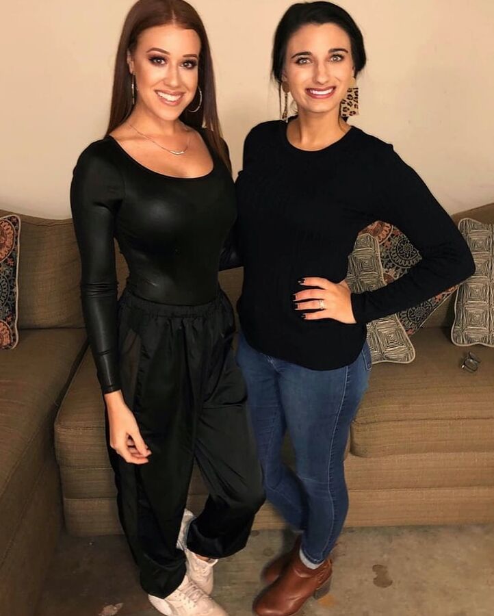 EXTREMELY HOT Friend Group From Baton Rouge