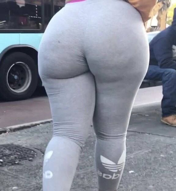 Juicy Light skin booty