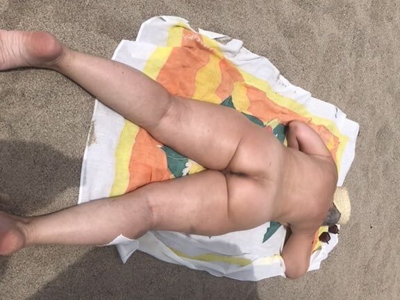 Mature nudist