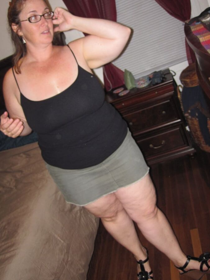 Amateur BBW brunette