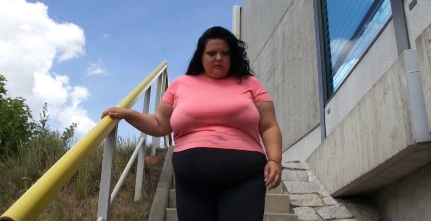 . BBW mature slut