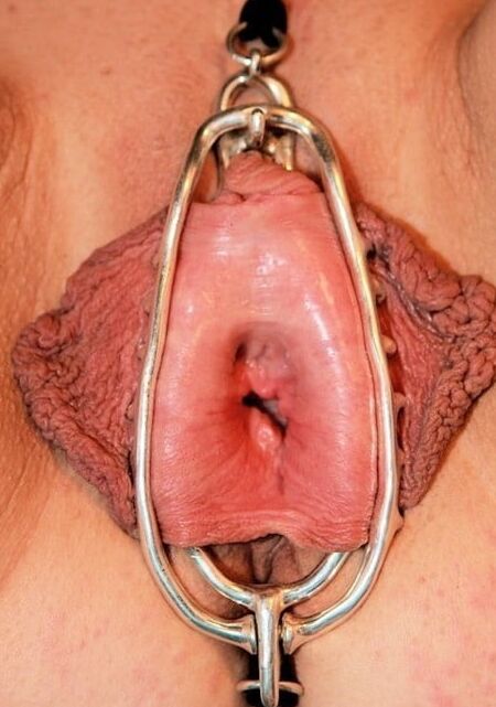 Women &amp; BDSM