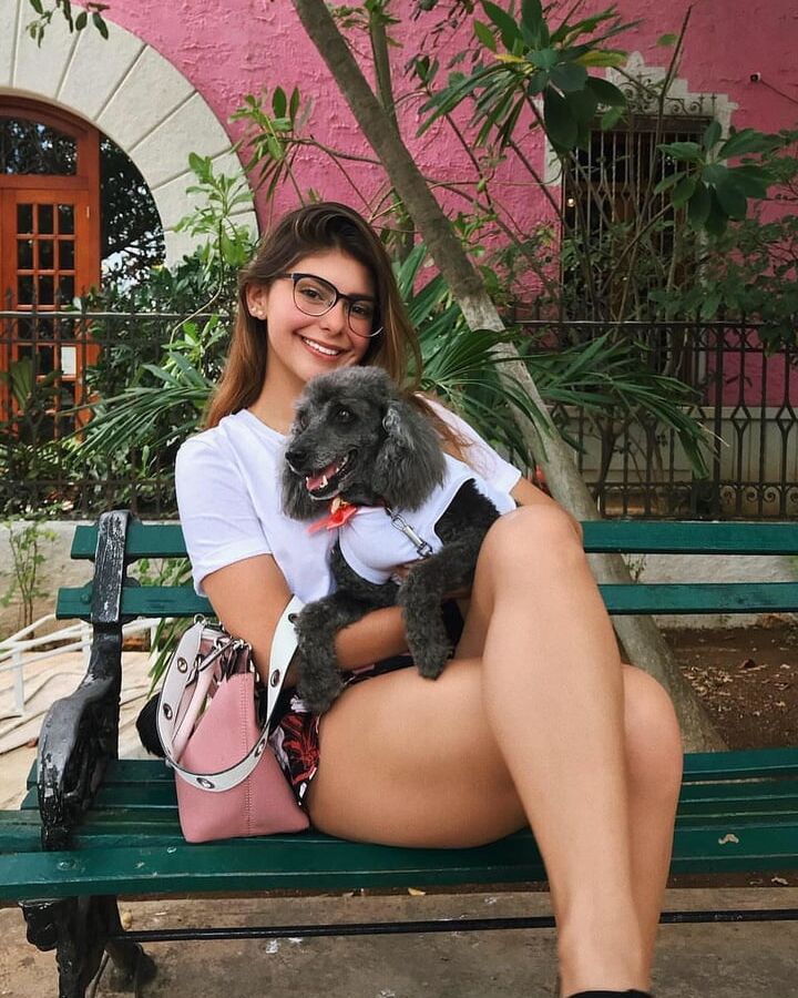 Jovencita Mexicana Muneca desarrollo buen culo