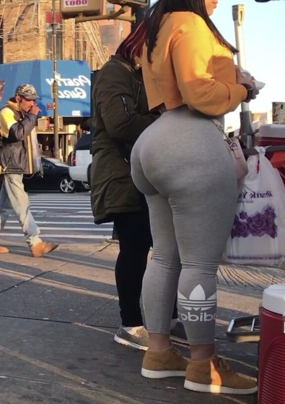 Juicy Light skin booty