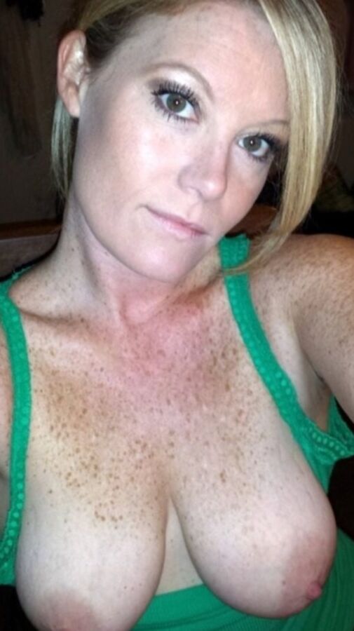 Selfies Flashing