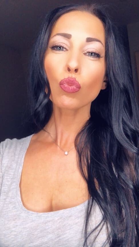ICU Nurse From Ohio