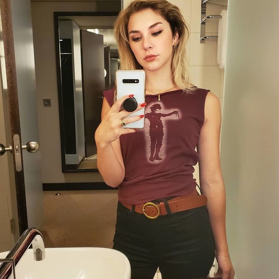Mikhaila Peterson