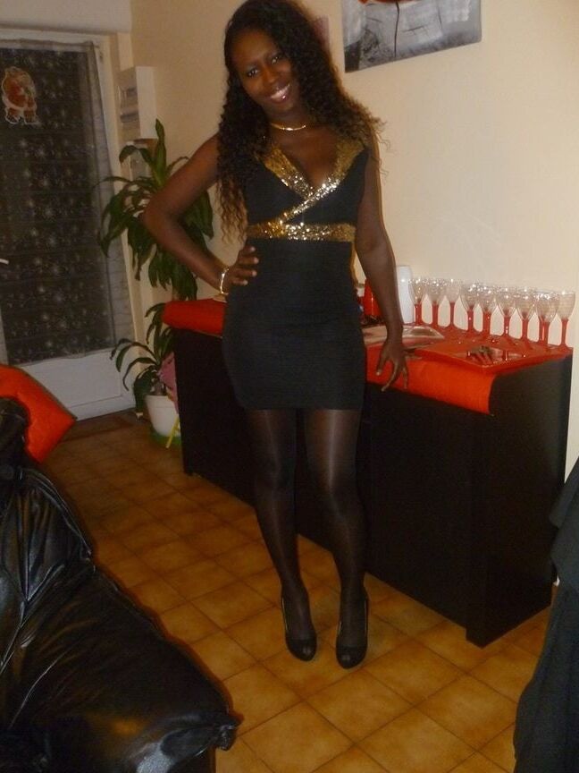 ebony babes in pantyhose
