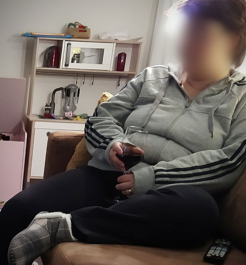 Braless BBW