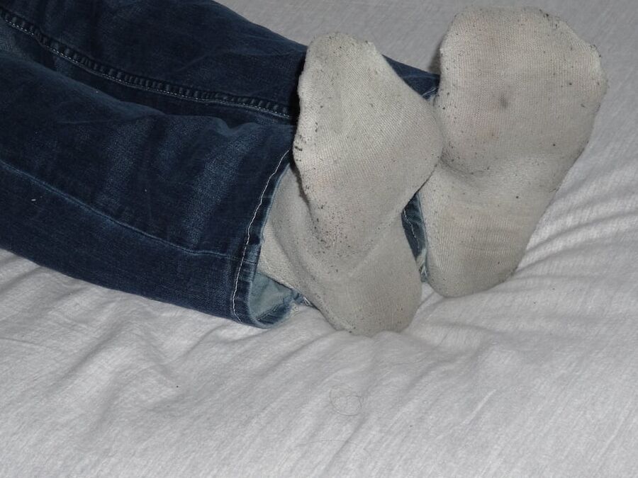 stinky feet