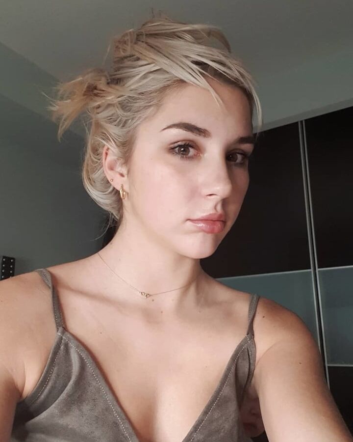 Mikhaila Peterson