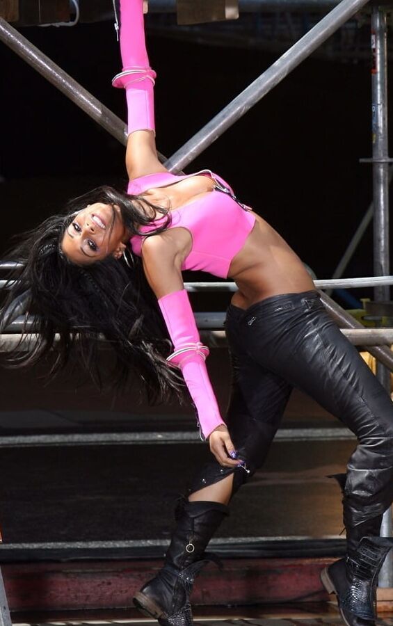 Nicole Scherzinger Fit As Fuck Hot Look
