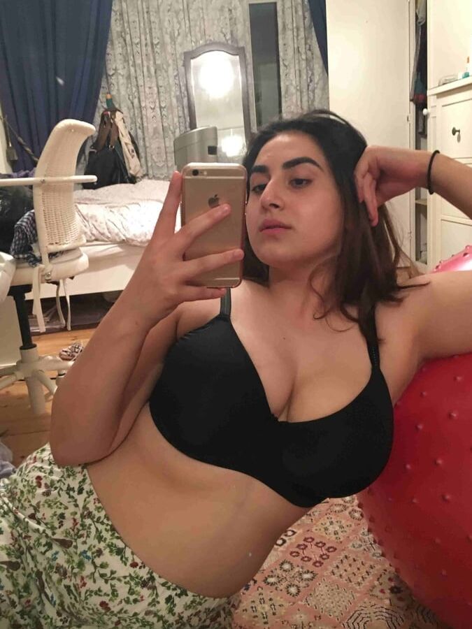 Showing Asset - Big Boobed Teen