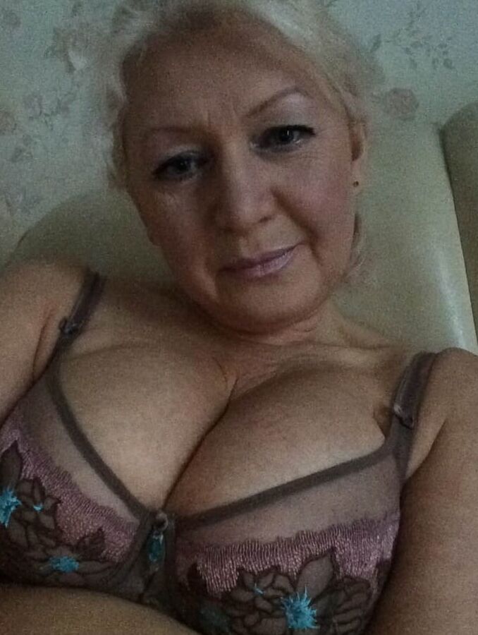 Delia milf romanian