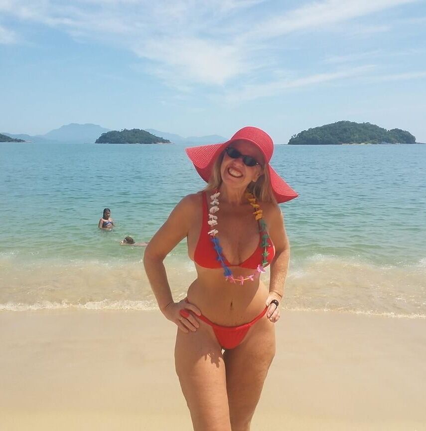 SDRUWS - BRAZILIAN AMATEUR HOT GRANNY WITH UGLY FACE