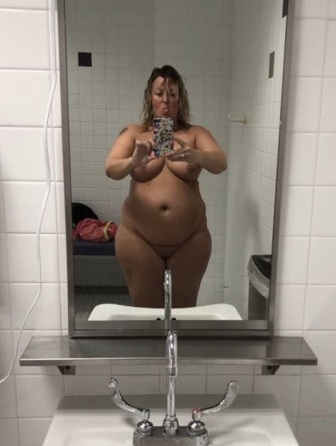 Georgia Mom showing off the goods