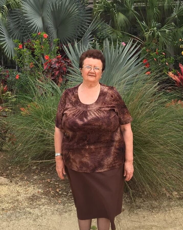 Clothed Granny - Big Boobs