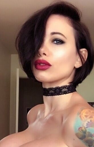 No Bra Club