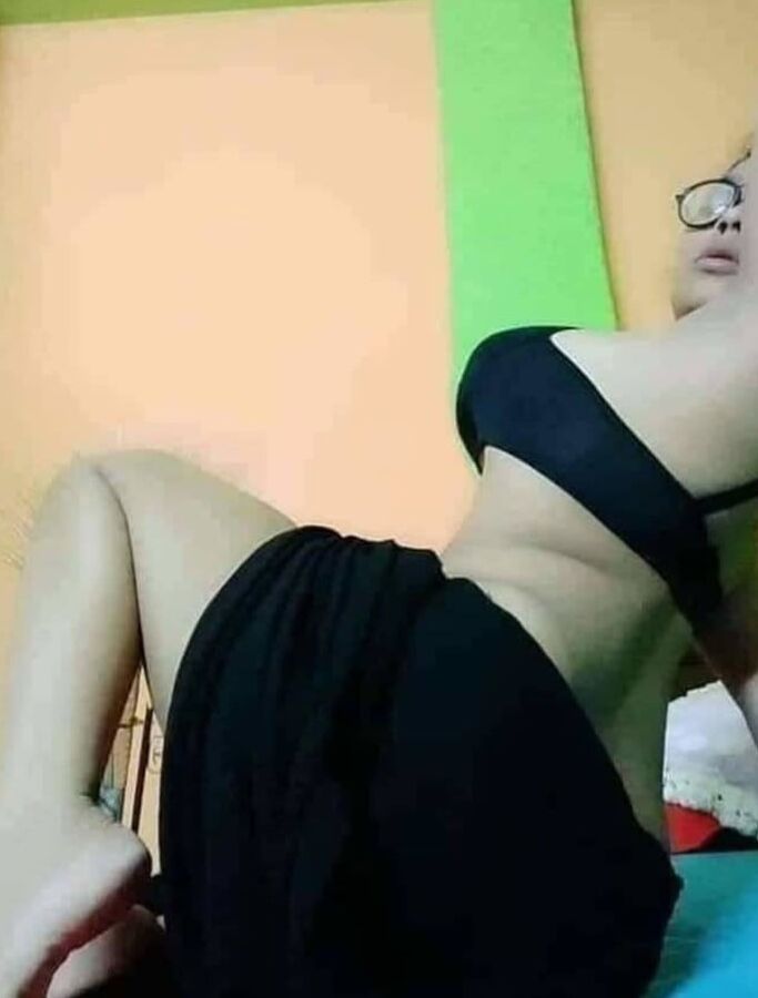 girl selfie nude