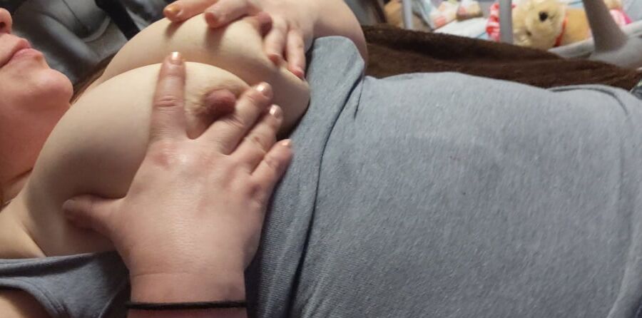 Bbw wife playing with big tits