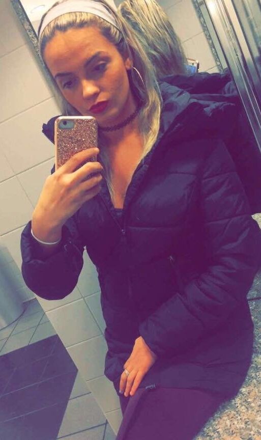 Albanian Girl Living In Detroit