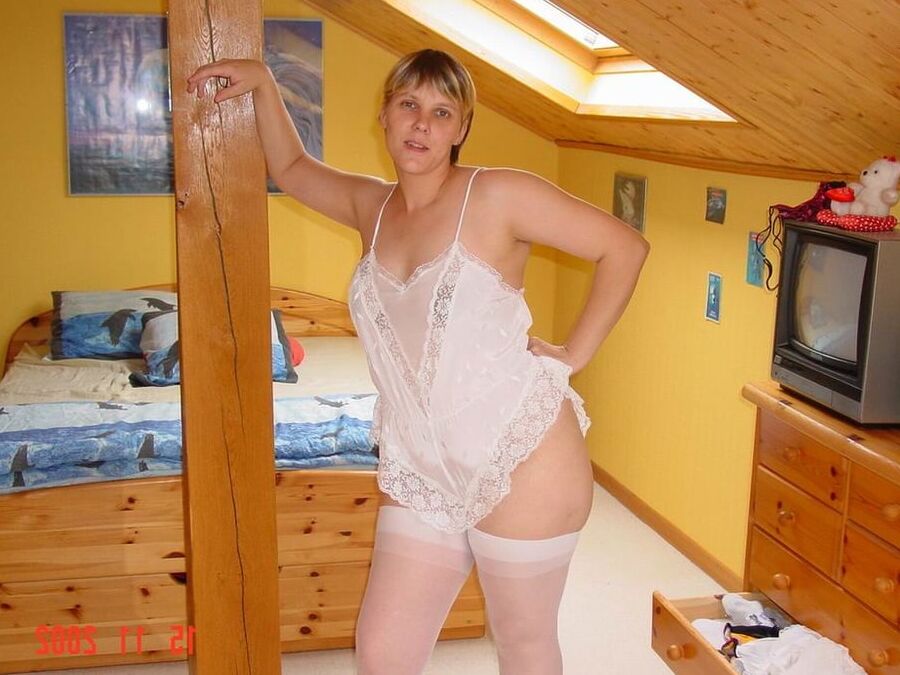 Pregnant amateur redneck whore