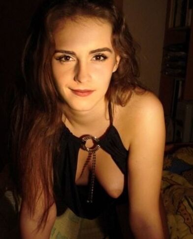 Celebrity Sluts- Please Friend Me.