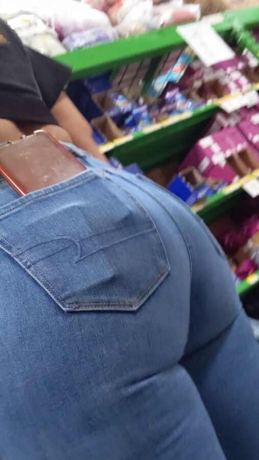 Voyeur milfs