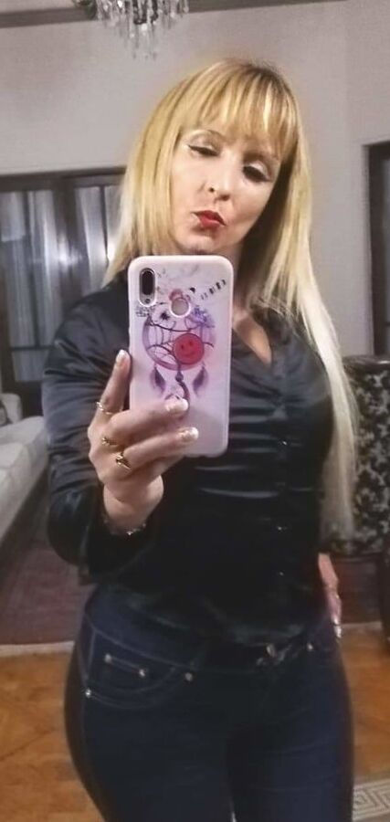 Ely rica milf