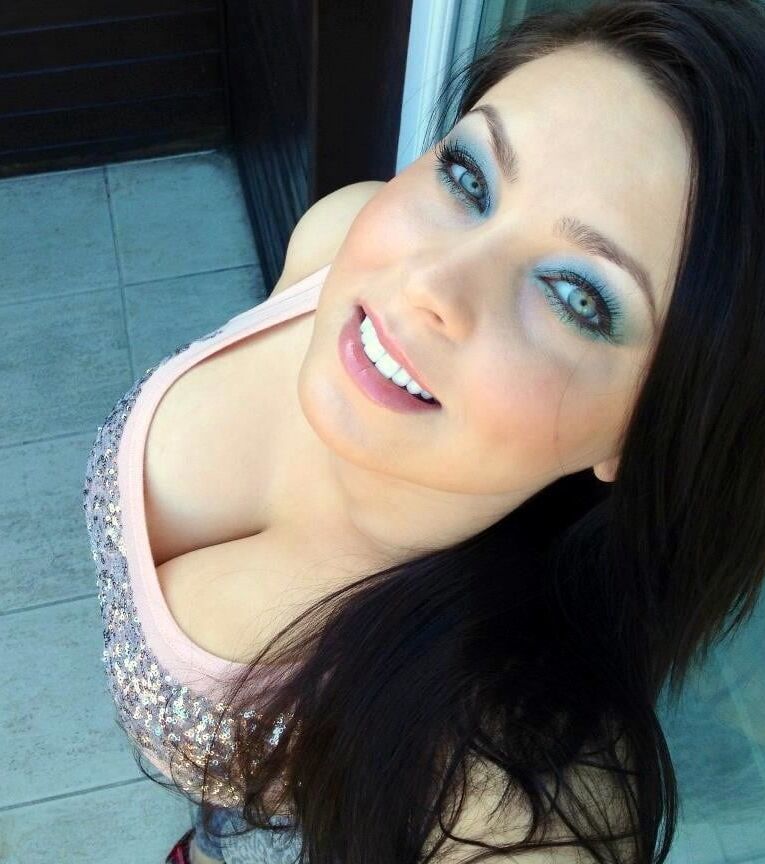 return of the selfie sluts