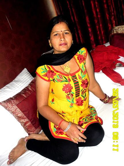 a beautiful aunty