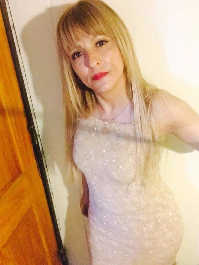 Ely rica milf