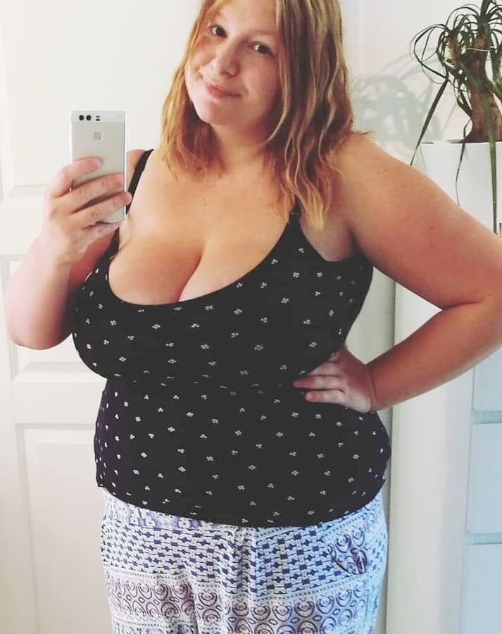 Bbw clothes on