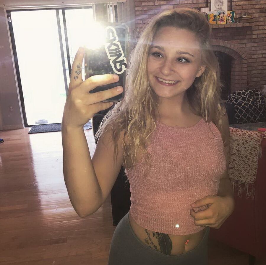 blonde nude and sex