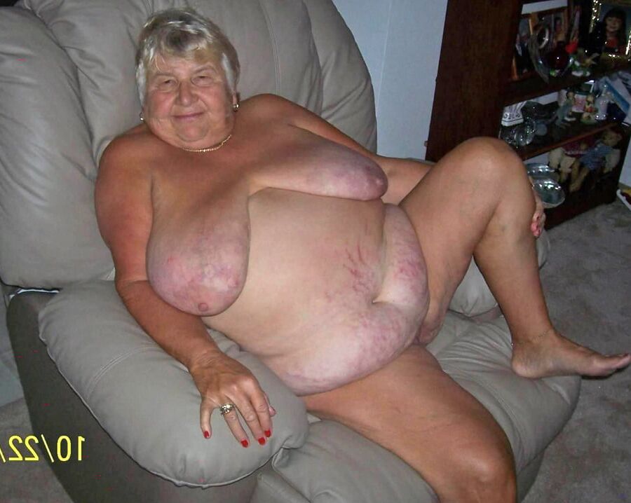 Bbw mix (Big boob granny)