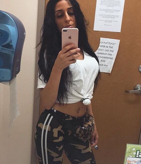 Cute New York Italian Girl With Friend