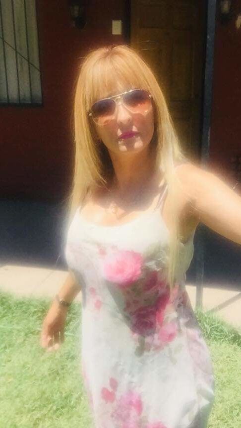 Ely rica milf