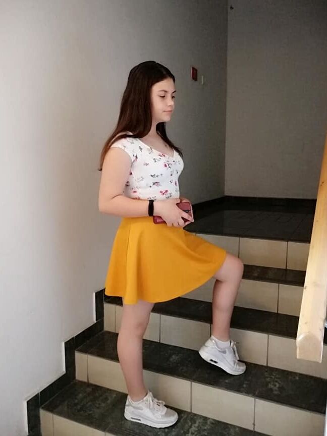 Napaljene mlade drolje iz Srbije (Part )