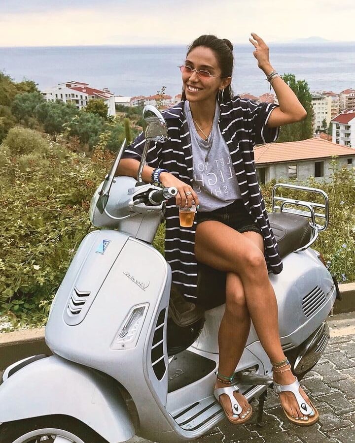 Sexy Ebru Ay