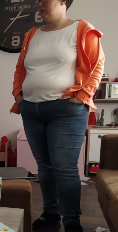 Braless BBW