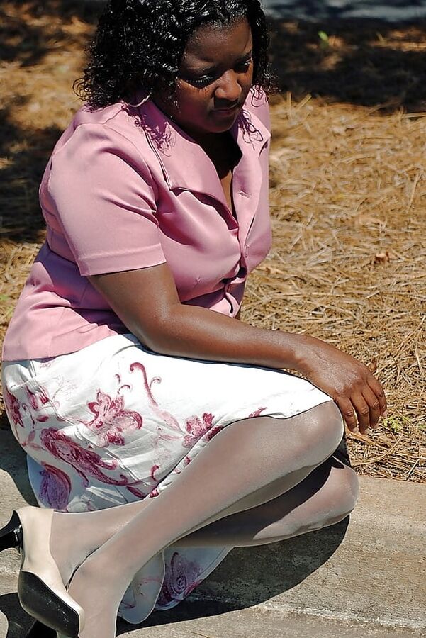ebony babes in pantyhose
