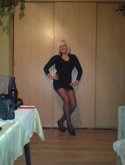 Mix Beautiful ladies young and old with Panyyhose IV
